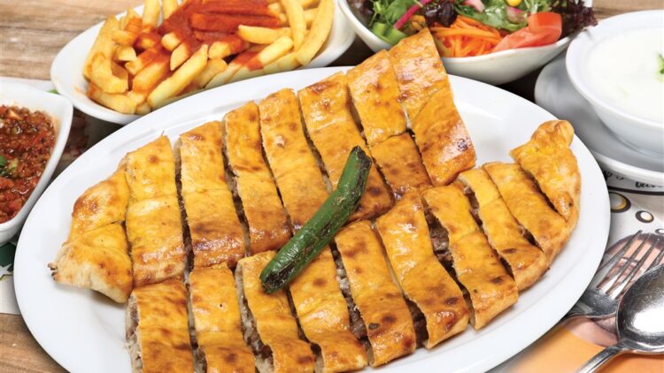 Kapalı Dönerli Pide