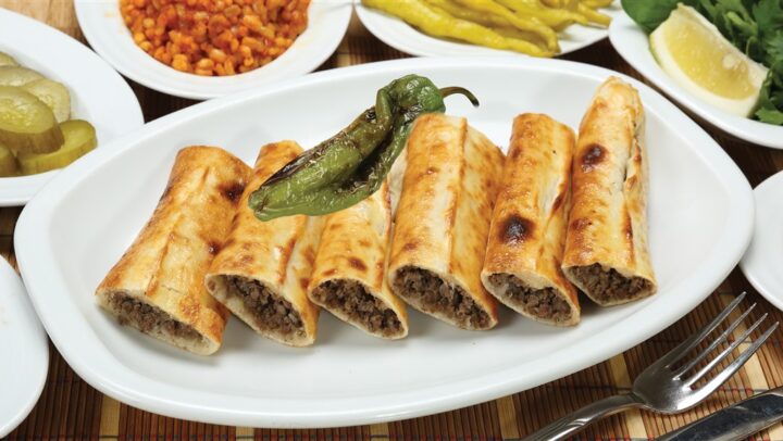 Kapalı Kıymalı Pide