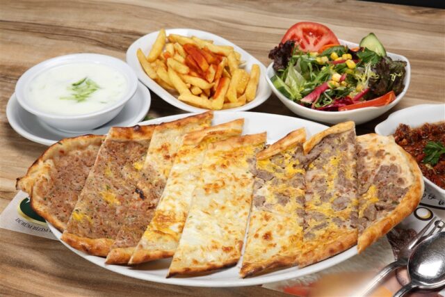 Karışık Pide