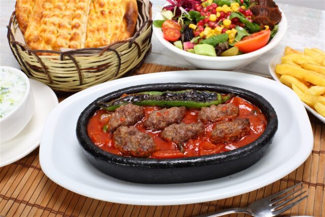 Kiremitte Köfte Meşhur Dürün Aspava - Çakırlar - Kardelen - Batıkent Aspava Ankara