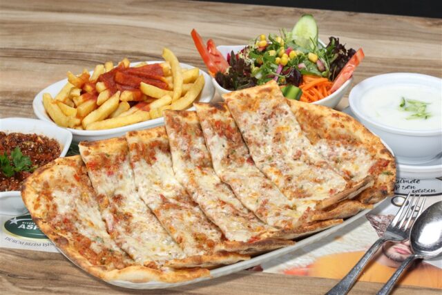 Kıymalı Kaşarlı Pide Meşhur Dürün Aspava - Çakırlar - Kardelen - Batıkent Aspava Ankara