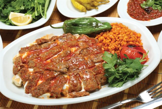 Yoğurtlu Kebap Meşhur Dürün Aspava - Çakırlar - Kardelen - Batıkent Aspava Ankara